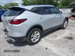 2020 Chevrolet Blazer LT с VIN 3GNKBCR43LS656501, выставлен на аукционе IAAI как лот 43109505 с пробегом 45 732 миль миль и . История ставок и продаж доступна на DreamBid. Изображение 4.