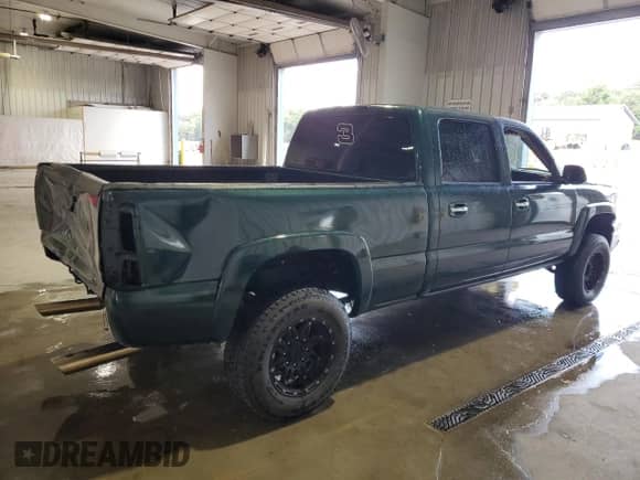2003 Chevrolet Silverado 1500HD LS с VIN 1GCGK13U03F182068, выставлен на аукционе Copart как лот 69954575 с пробегом 235 287 миль миль и Списание • Salvage title. История ставок и продаж доступна на DreamBid. Изображение 3.
