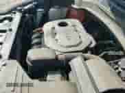 2017 Hyundai Santa Fe 2.4L z VIN 5XYZT3LB2HG495952, wystawiony jako IAAI lot #43418356 z przebiegiem 167 268 mil mil oraz . Historia ofert i sprzedaży dostępna na DreamBid. Obrazek 21.