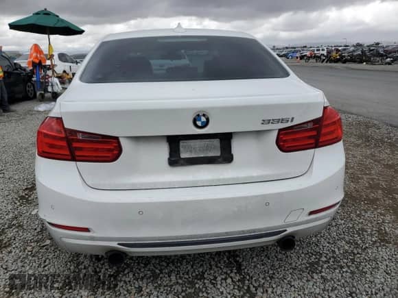 2012 BMW 3 Series 335i с VIN WBA3A9G53CNP35544, выставлен на аукционе Copart как лот 55524565 с пробегом 180 635 миль миль и Чистый • Clean title. История ставок и продаж доступна на DreamBid. Изображение 6.