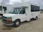2007 Chevrolet Express Commercial DRW C7L with VIN 1GBJG31U671234848, listed as a Copart auction lot 50197555 with 97,869 mi miles and Salvage title. Bid and sale history available at DreamBid. Image 1.