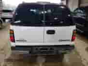 2004 Chevrolet Tahoe LS z VIN 1GNEC13V74R221226, wystawiony jako Copart lot #82191355 z przebiegiem Nie podano mil oraz Szkoda całkowita • Salvage title. Historia ofert i sprzedaży dostępna na DreamBid. Obrazek 6.
