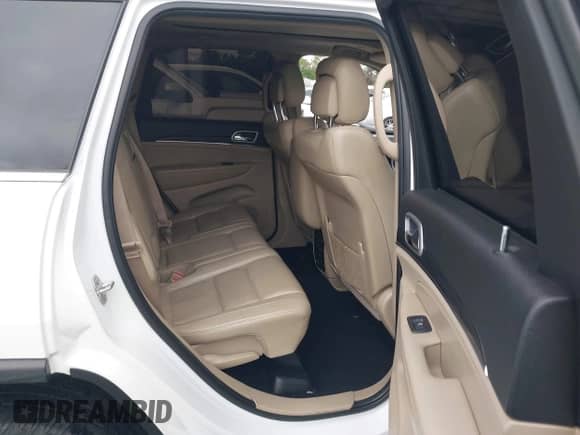 2020 Jeep Grand Cherokee Limited с VIN 1C4RJEBG4LC117966, выставлен на аукционе IAAI как лот 42793258 с пробегом 86 825 миль миль и . История ставок и продаж доступна на DreamBid. Изображение 8.
