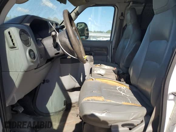 2012 Ford Econoline Cargo Recreational z VIN 1FTNE2EW6CDA45392, wystawiony jako Copart lot #71897195 z przebiegiem Nie podano mil oraz Szkoda całkowita • Salvage title. Historia ofert i sprzedaży dostępna na DreamBid. Obrazek 7.