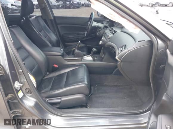 2011 Honda Accord SE with VIN 1HGCP2F6XBA093947, listed as a IAAI auction lot 42780783 with 211,393 mi miles and . Bid and sale history available at DreamBid. Image 5.