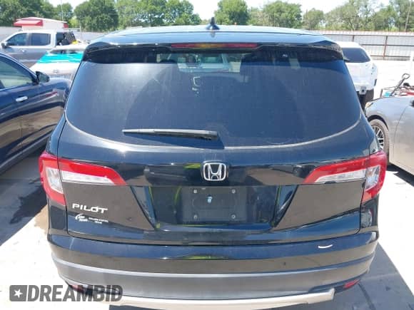 2019 Honda Pilot EX-L с VIN 5FNYF5H56KB042918, выставлен на аукционе IAAI как лот 42040516 с пробегом 113 433 миль миль и . История ставок и продаж доступна на DreamBid. Изображение 17.