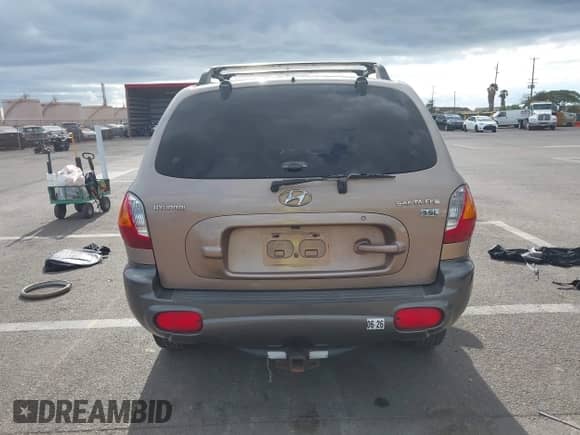 2004 Hyundai Santa Fe GLS с VIN KM8SC13E74U598269, выставлен на аукционе IAAI как лот 43021072 с пробегом 186 592 миль миль и . История ставок и продаж доступна на DreamBid. Изображение 16.