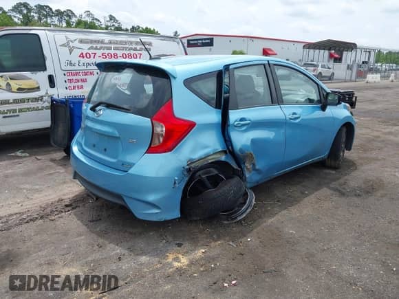 2015 Nissan Note S Plus с VIN 3N1CE2CP6FL395786, выставлен на аукционе IAAI как лот 42225980 с пробегом 82 361 миль миль и . История ставок и продаж доступна на DreamBid. Изображение 4.