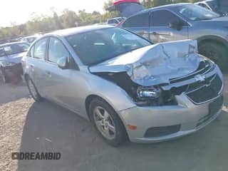 2013 Chevrolet Cruze 1LT с VIN 1G1PC5SB4D7101114, выставлен на аукционе IAAI как лот 43337411 с пробегом 83 268 миль миль и . История ставок и продаж доступна на DreamBid. Изображение 1.