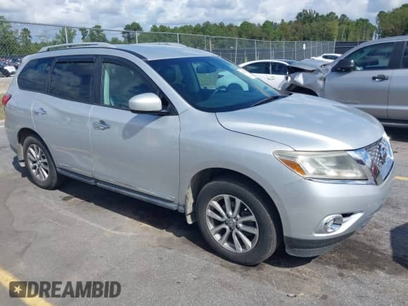 2013 Nissan Pathfinder SL with VIN 5N1AR2MM5DC644211, listed as a IAAI auction lot 43404067 with 136,895 mi miles and . Bid and sale history available at DreamBid. Image 1.