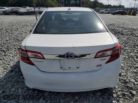 2014 Toyota Camry LE with VIN 4T1BD1FK2EU097533, listed as a Copart auction lot 71321915 with 127,214 mi miles and Salvage title. Bid and sale history available at DreamBid. Image 6.