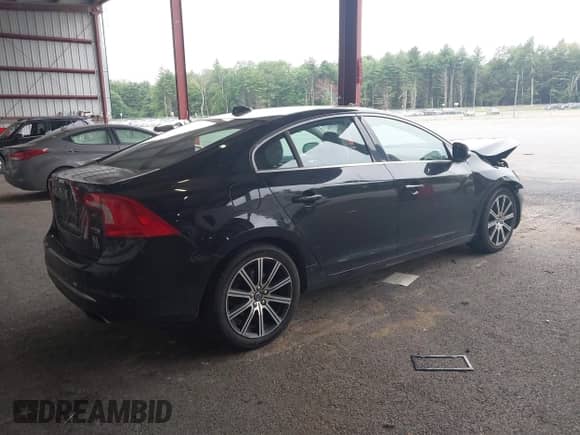 2018 Volvo S60 Inscription с VIN LYV402HK9JB168968, выставлен на аукционе IAAI как лот 42624541 с пробегом 69 241 миль миль и . История ставок и продаж доступна на DreamBid. Изображение 4.