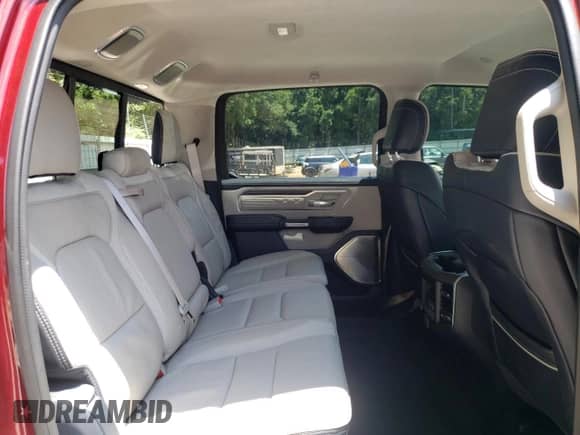 2023 Ram 1500 Limited с VIN 1C6SRFHT0PN618021, выставлен на аукционе Copart как лот 65326375 с пробегом 37 870 миль миль и Списание • Salvage title. История ставок и продаж доступна на DreamBid. Изображение 10.