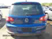 2010 Volkswagen Tiguan с VIN WVGAV9AXXAW003911, выставлен на аукционе IAAI как лот 43339863 с пробегом 86 869 миль миль и . История ставок и продаж доступна на DreamBid. Изображение 16.