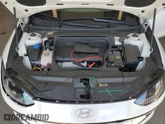2023 Hyundai Ioniq 6 Limited с VIN KMHM54AC0PA032031, выставлен на аукционе Copart как лот 62674775 с пробегом 22 004 миль миль и Списание • Salvage title. История ставок и продаж доступна на DreamBid. Изображение 11.