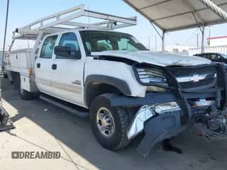 2004 Chevrolet Silverado 1500 with VIN 1GBHC23134F129481, listed as a IAAI auction lot 42507585 with 393,339 mi miles and . Bid and sale history available at DreamBid. Image 1.