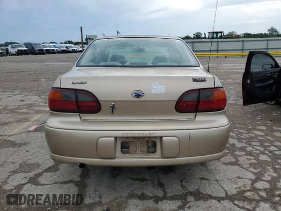 2005 Chevrolet Malibu Classic z VIN 1G1ND52F35M248499, wystawiony jako Copart lot #60842614 z przebiegiem 126 439 mil mil oraz Czysty tytuł • Clean title. Historia ofert i sprzedaży dostępna na DreamBid. Obrazek 6.