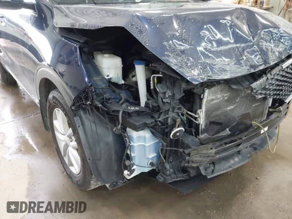 2018 Kia Sorento LX with VIN 5XYPGDA58JG391048, listed as a IAAI auction lot 42674639 with 58,852 mi miles and . Bid and sale history available at DreamBid. Image 19.