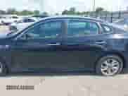 2018 Kia Optima LX с VIN 5XXGT4L37JG221999, выставлен на аукционе IAAI как лот 42937624 с пробегом 98 336 миль миль и . История ставок и продаж доступна на DreamBid. Изображение 14.