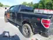 2010 Ford F-150 XL z VIN 1FTEX1EW2AFA18163, wystawiony jako IAAI lot #42295077 z przebiegiem 217 430 mil mil oraz . Historia ofert i sprzedaży dostępna na DreamBid. Obrazek 3.