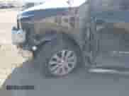 2013 Toyota Tundra Limited с VIN 5TFHW5F19DX313379, выставлен на аукционе IAAI как лот 42240976 с пробегом 164 558 миль миль и . История ставок и продаж доступна на DreamBid. Изображение 19.