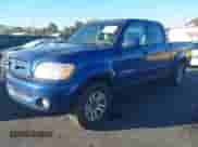 2005 Toyota Tundra Limited с VIN 5TBDT48185S490150, выставлен на аукционе IAAI как лот 43476350 с пробегом 285 794 миль миль и . История ставок и продаж доступна на DreamBid. Изображение 2.