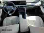 2024 Hyundai Sonata SEL с VIN KMHL64JA0RA378736, выставлен на аукционе Copart как лот 69998495 с пробегом 7 382 миль миль и Списание • Salvage title. История ставок и продаж доступна на DreamBid. Изображение 8.