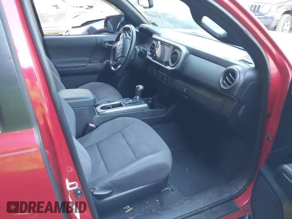2016 Toyota Tacoma SR5 с VIN 3TMAZ5CNXGM009231, выставлен на аукционе IAAI как лот 42744577 с пробегом 168 113 миль миль и . История ставок и продаж доступна на DreamBid. Изображение 5.