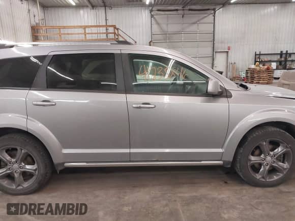 2015 Dodge Journey Crossroad with VIN 3C4PDCGG8FT631064, listed as a IAAI auction lot 41235846 with 127,718 mi miles and . Bid and sale history available at DreamBid. Image 14.