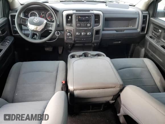 2020 Ram 1500 Tradesman z VIN 3C6RR6KT7LG130159, wystawiony jako Copart lot #69254125 z przebiegiem 123 428 mil mil oraz Szkoda całkowita • Salvage title. Historia ofert i sprzedaży dostępna na DreamBid. Obrazek 8.