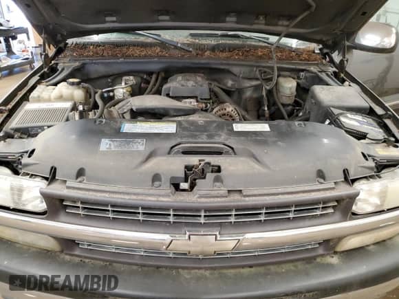 2000 Chevrolet Silverado 2500 LS с VIN 1GCGK29U6YE258371, выставлен на аукционе Copart как лот 76376694 с пробегом Не указан миль и На запчасти • Non repairable. История ставок и продаж доступна на DreamBid. Изображение 11.