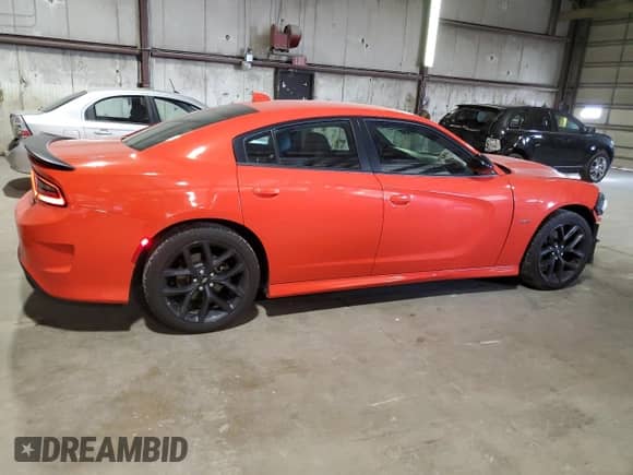 2019 Dodge Charger R/T z VIN 2C3CDXCT4KH520253, wystawiony jako Copart lot #81152315 z przebiegiem 159 212 mil mil oraz Szkoda całkowita • Salvage title. Historia ofert i sprzedaży dostępna na DreamBid. Obrazek 3.