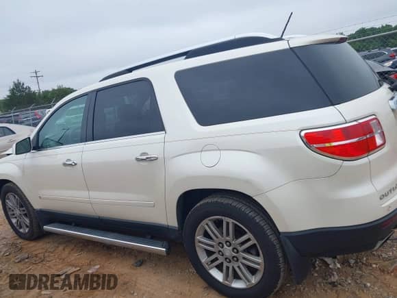 2009 Saturn Outlook XR with VIN 5GZER23D99J154251, listed as a IAAI auction lot 42706938 with 192,128 mi miles and . Bid and sale history available at DreamBid. Image 14.