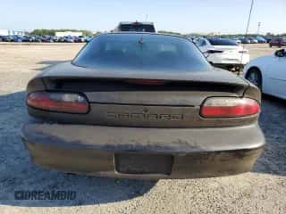 1993 Chevrolet Camaro z VIN 2G1FP22S0P2121189, wystawiony jako Copart lot #72166564 z przebiegiem 179 261 mil mil oraz Szkoda całkowita • Salvage title. Historia ofert i sprzedaży dostępna na DreamBid. Obrazek 6.