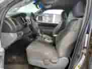 2014 Toyota Tacoma с VIN 5TFMU4FN4EX025885, выставлен на аукционе Copart как лот 89492635 с пробегом 161 136 миль миль и Списание • Salvage title. История ставок и продаж доступна на DreamBid. Изображение 7.