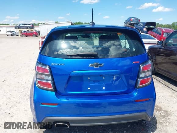 2019 Chevrolet Sonic LT с VIN 1G1JD6SB0K4138765, выставлен на аукционе IAAI как лот 42177810 с пробегом 66 432 миль миль и . История ставок и продаж доступна на DreamBid. Изображение 16.