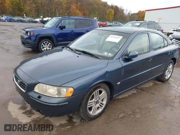 2006 Volvo S60 2.5L Turbo с VIN YV1RS592462555897, выставлен на аукционе IAAI как лот 43392607 с пробегом 192 609 миль миль и . История ставок и продаж доступна на DreamBid. Изображение 2.