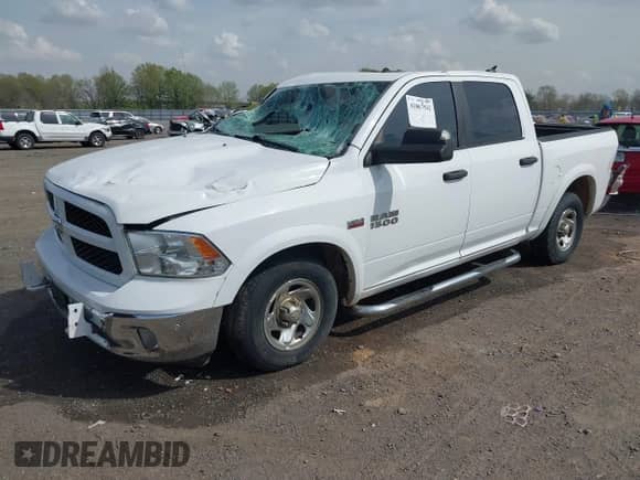 2014 Ram 1500 Big Horn z VIN 1C6RR7LT9ES231624, wystawiony jako IAAI lot #41867542 z przebiegiem 195 414 mil mil oraz . Historia ofert i sprzedaży dostępna na DreamBid. Obrazek 18.