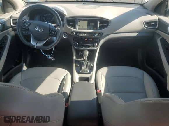 2019 Hyundai Ioniq Limited с VIN KMHC05LC4KU142469, выставлен на аукционе Copart как лот 69837125 с пробегом 54 158 миль миль и Списание • Salvage title. История ставок и продаж доступна на DreamBid. Изображение 8.