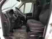 2017 Ram ProMaster Cargo z VIN 3C6URVJG3HE535608, wystawiony jako Copart lot #42786875 z przebiegiem 153 306 mil mil oraz Czysty tytuł • Clean title. Historia ofert i sprzedaży dostępna na DreamBid. Obrazek 7.