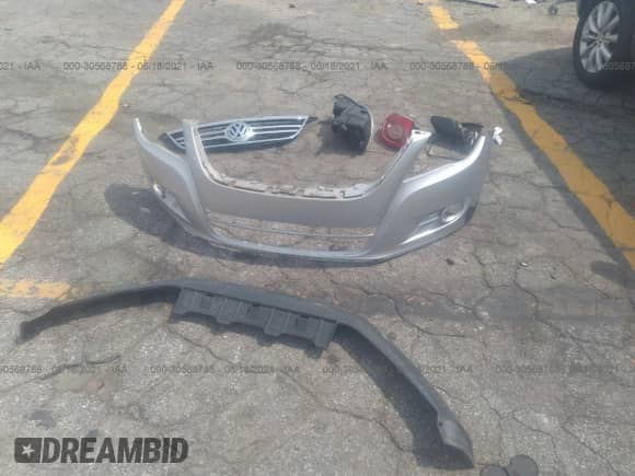 2011 Volkswagen Tiguan SE with VIN WVGAV7AX7BW505183, listed as a IAAI auction lot 35007073 with 154,481 mi miles and . Bid and sale history available at DreamBid. Image 12.