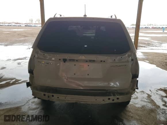 2015 Subaru Forester Touring with VIN JF2SJAWC0FH841843, listed as a Copart auction lot 82286335 with 93,011 mi miles and Salvage title. Bid and sale history available at DreamBid. Image 6.