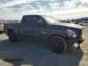 2015 Ram 1500 Tradesman z VIN 1C6RR6FG3FS755863, wystawiony jako Copart lot #63529775 z przebiegiem 145 459 mil mil oraz Szkoda całkowita • Salvage title. Historia ofert i sprzedaży dostępna na DreamBid. Obrazek 4.