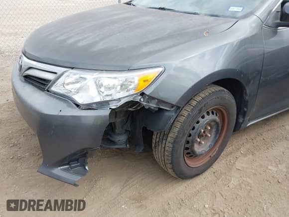 2012 Toyota Camry SE z VIN 4T1BF1FKXCU073956, wystawiony jako IAAI lot #43539902 z przebiegiem 263 045 mil mil oraz . Historia ofert i sprzedaży dostępna na DreamBid. Obrazek 6.