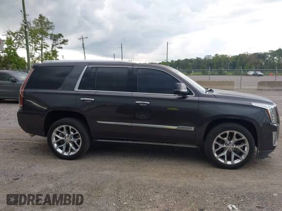 2016 Cadillac Escalade Premium Collection с VIN 1GYS4CKJ7GR260450, выставлен на аукционе IAAI как лот 42542124 с пробегом 85 513 миль миль и . История ставок и продаж доступна на DreamBid. Изображение 13.