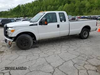 2015 Ford F-250 XLT with VIN 1FT7X2A65FED63415, listed as a Copart auction lot 55132515 with 227,269 mi miles and Salvage title. Bid and sale history available at DreamBid. Image 1.