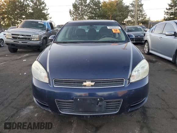 2011 Chevrolet Impala Police Police z VIN 2G1WD5EM3B1265289, wystawiony jako Copart lot #74392074 z przebiegiem 127 227 mil mil oraz Czysty tytuł • Clean title. Historia ofert i sprzedaży dostępna na DreamBid. Obrazek 5.