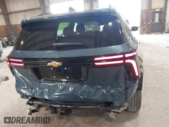 2025 Chevrolet Traverse AWD LT с VIN 1GNEVGRS2SJ185659, выставлен на аукционе IAAI как лот 42214908 с пробегом 1 836 миль миль и . История ставок и продаж доступна на DreamBid. Изображение 17.
