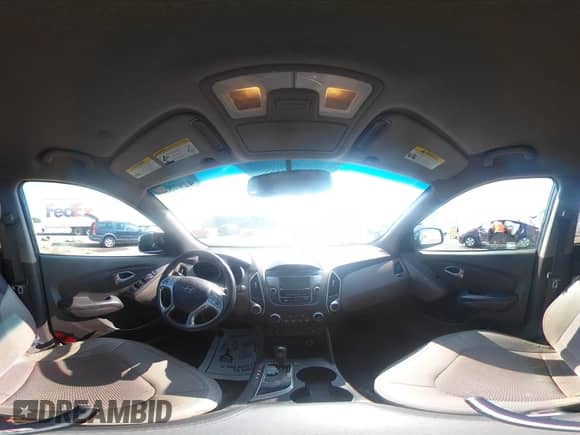 2012 Hyundai Tucson GLS z VIN KM8JUCAC4CU544786, wystawiony jako IAAI lot #42975389 z przebiegiem 113 703 mil mil oraz . Historia ofert i sprzedaży dostępna na DreamBid. Obrazek 17.