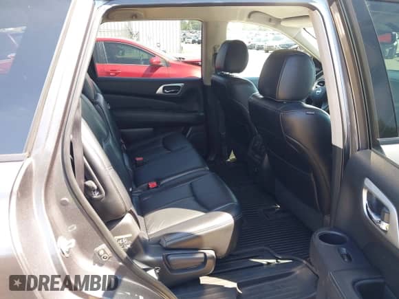 2017 Nissan Pathfinder S with VIN 5N1DR2MN7HC695673, listed as a IAAI auction lot 43000027 with 130,877 mi miles and . Bid and sale history available at DreamBid. Image 8.